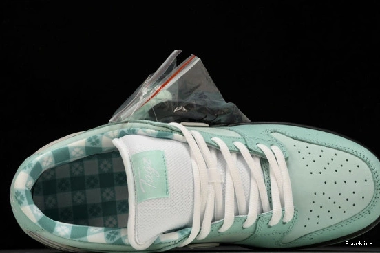 Low Nike Dunk Green Tiffany SB  BV1310-402 1221